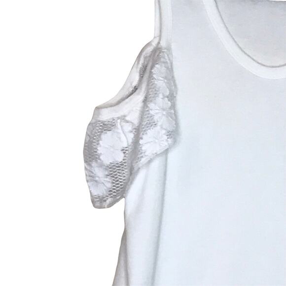 See By Chloe Size 36 White Cold Shoulder Floral Lace Ruffle Tank Top Romantic - Picture 13 of 16